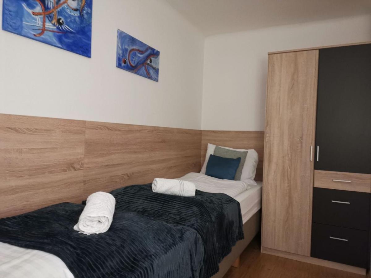 Eisenerz Stefan Apartment / Ferien Wohnung Luaran gambar
