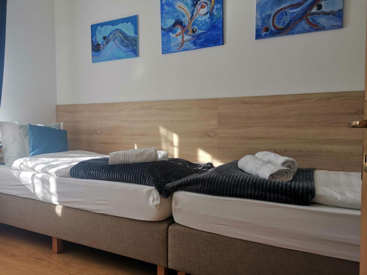 Eisenerz Stefan Apartment / Ferien Wohnung Luaran gambar
