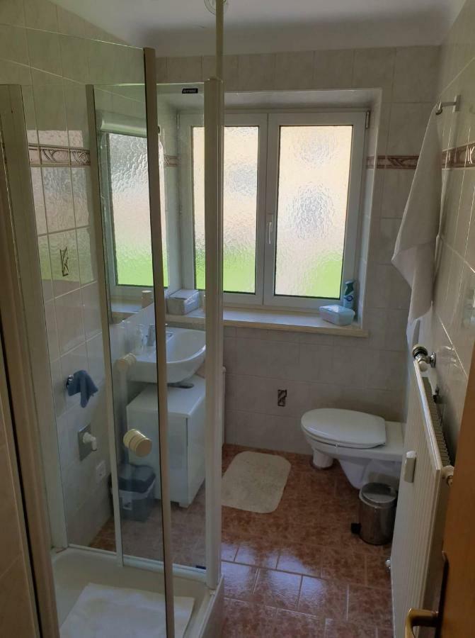Eisenerz Stefan Apartment / Ferien Wohnung Luaran gambar